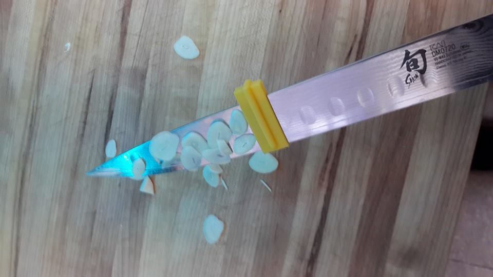 Clear Your Knife Safely
