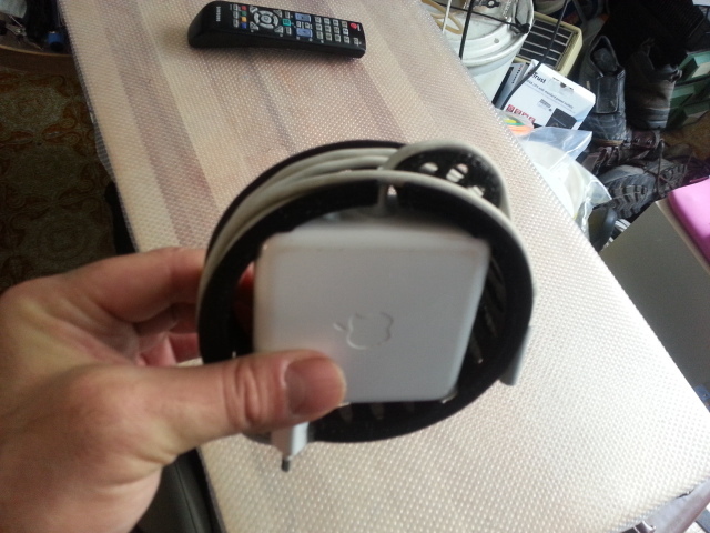 Reel feeder Macbook Pro 13 - Avvolgicavo alimentatore Macbook pro 13  "Rev. 2"