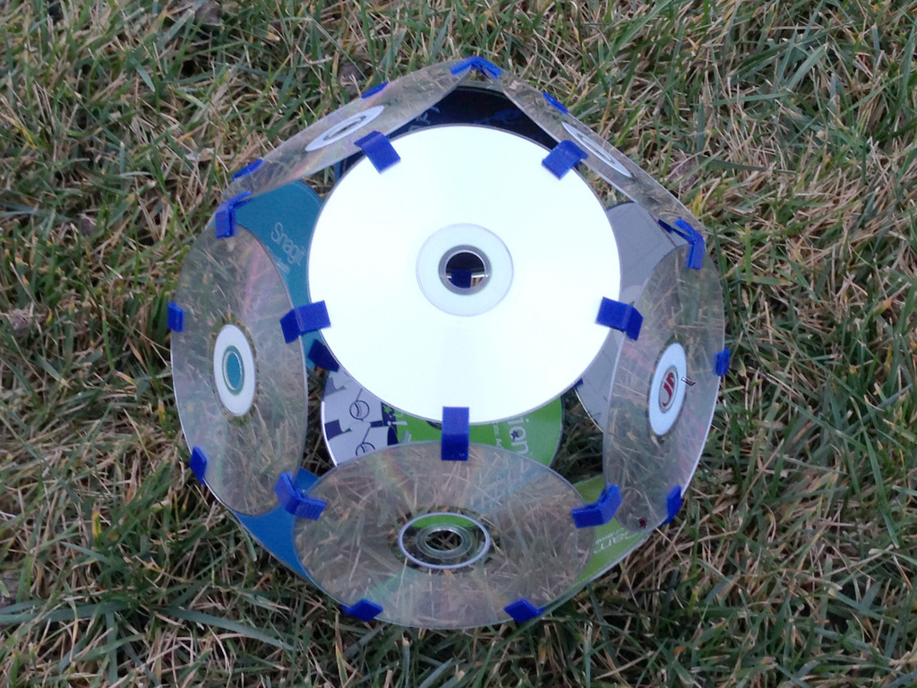 Disk Dodecahedron Construction Clips