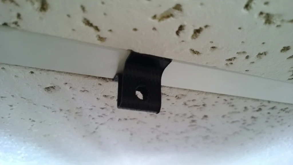 Ceiling Clip Hanger