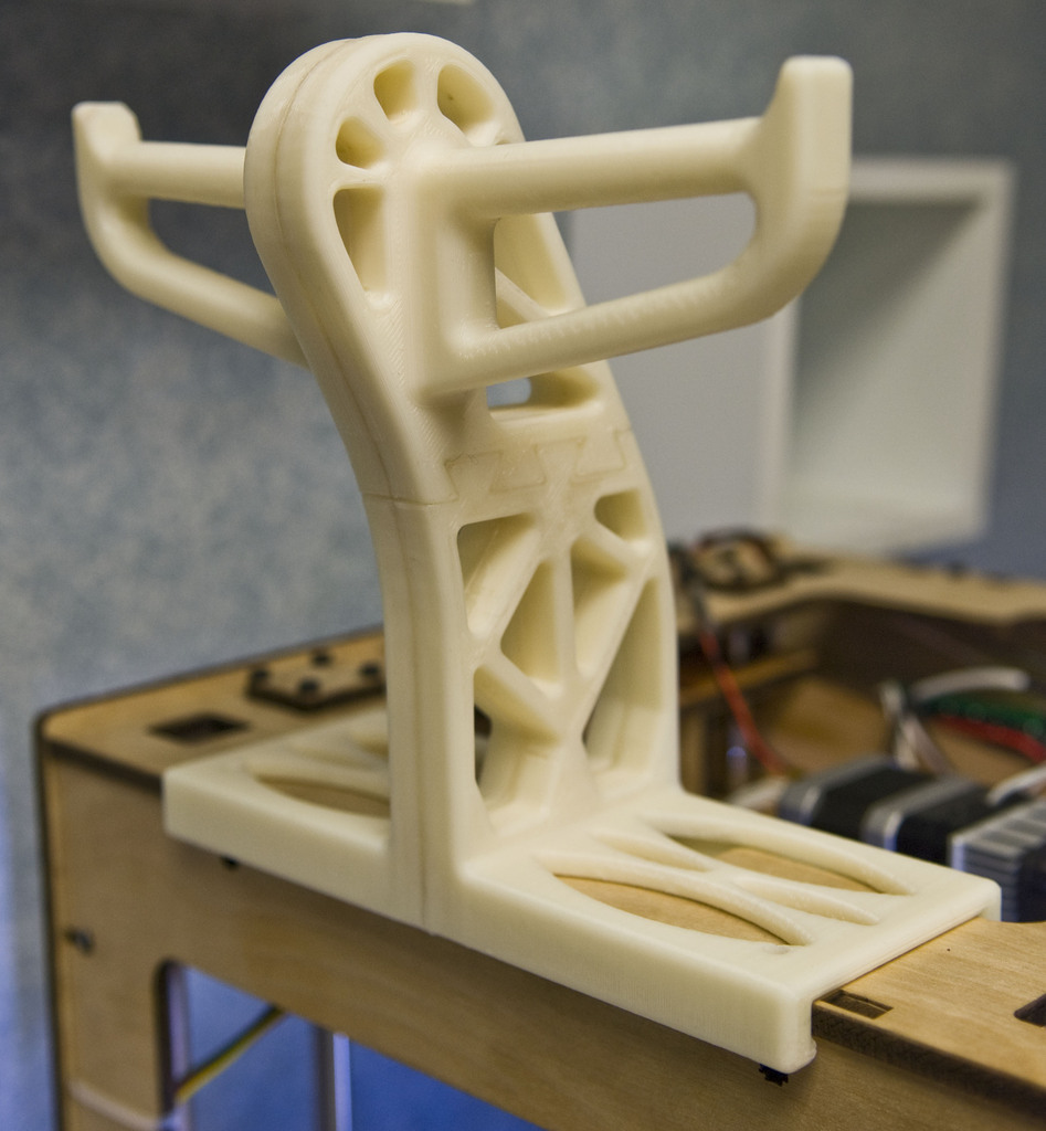 A Better Filament Spool - Reel Holder for Makerbot ToM!