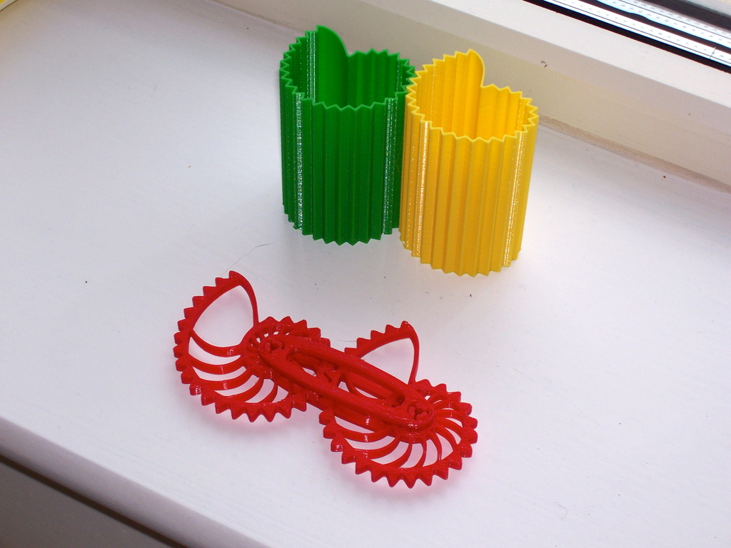 Nautilus Gear Vases