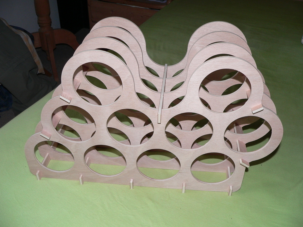 Asymmetrical Wine Rack for 6mm