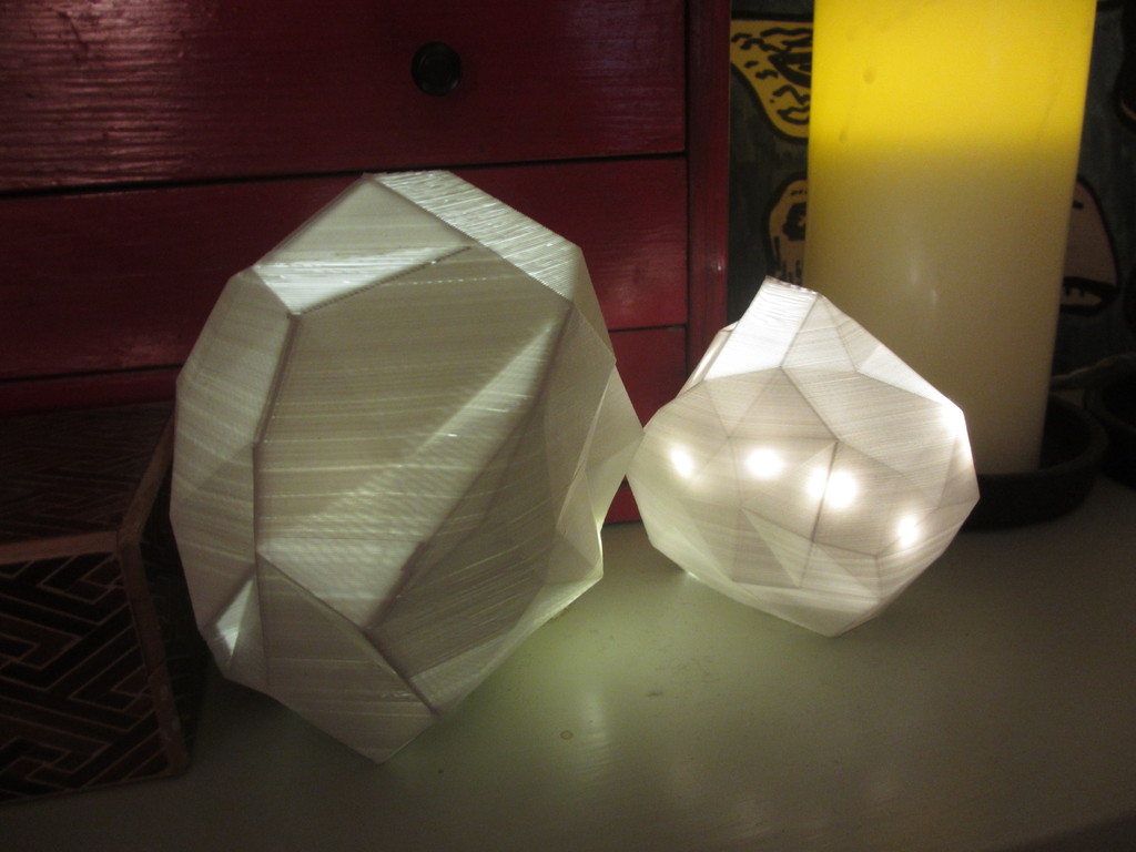 Geo lamp