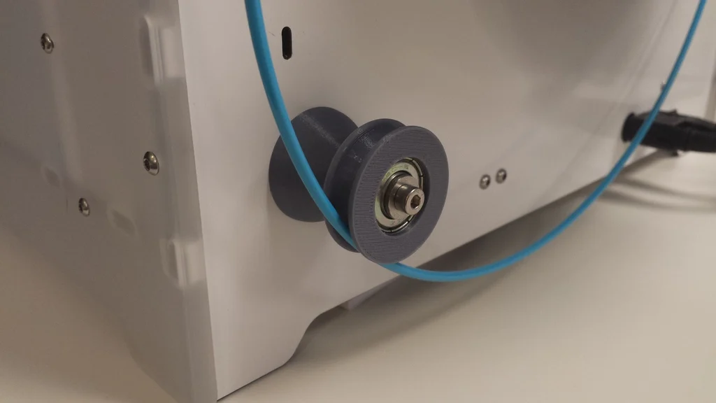UM2 Bearing Filament Guide