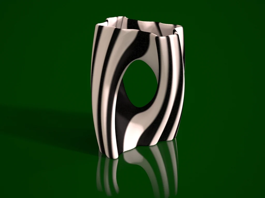 Julia Vase #002 - Yin Yang