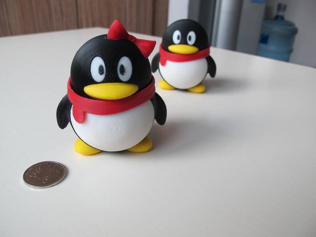 Pet penguin - Female