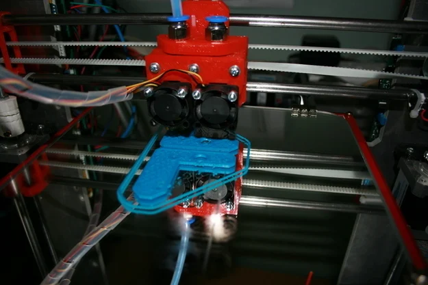 Dual i3 Bowden JHead Hotend Mount