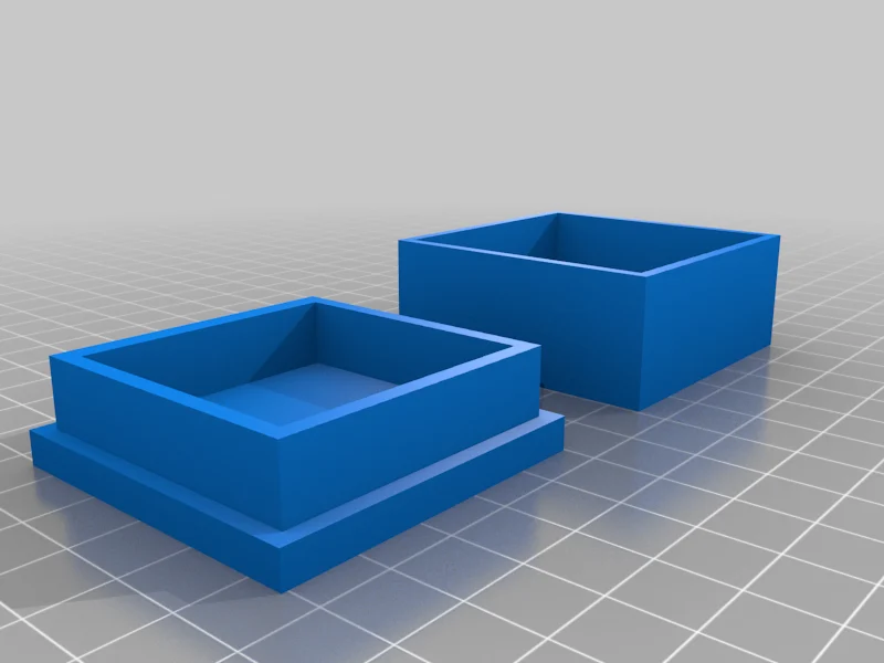 Small box with lid