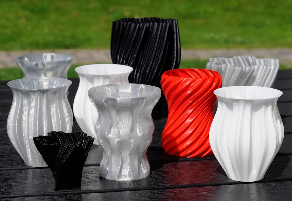 Scripted vases