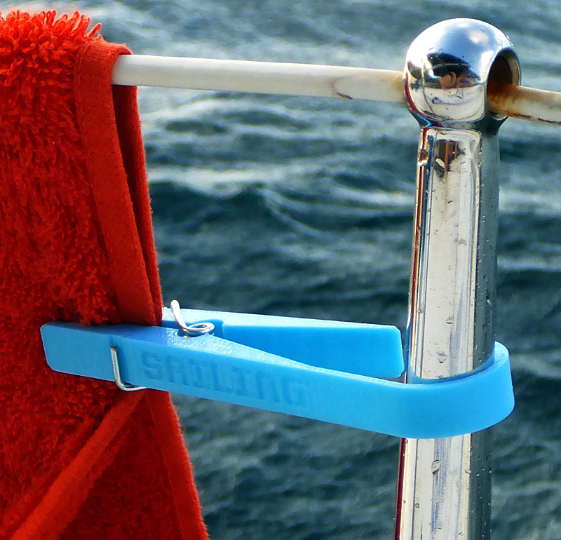 Clothes peg with hook