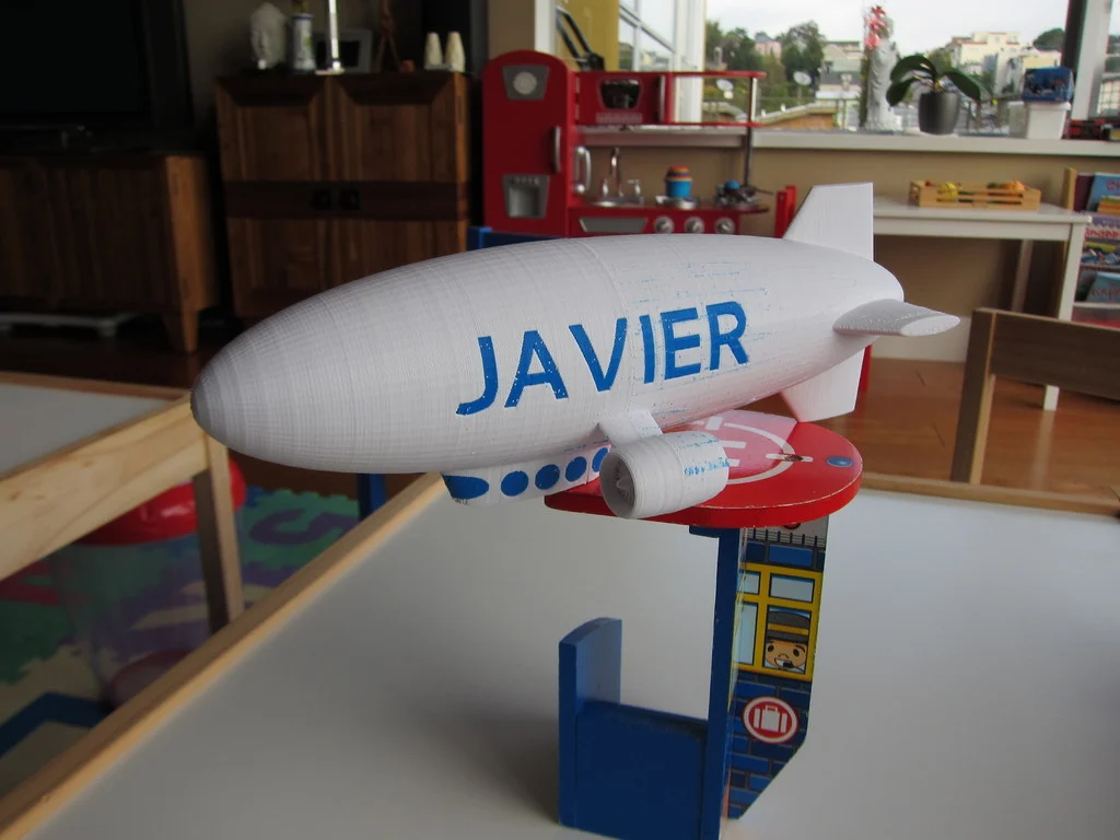 Customizable blimp for embossing or dualstrusion