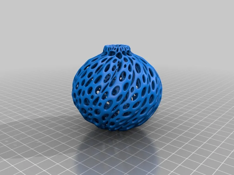 Twist Ornament - Voronoi Style