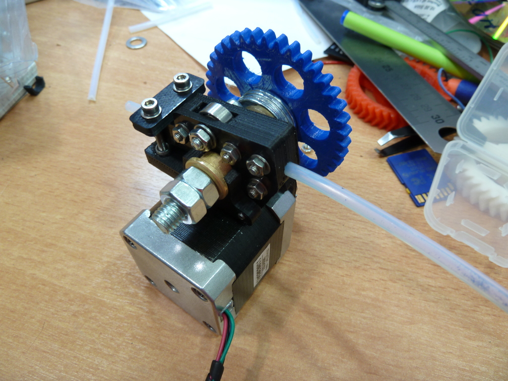 Compacto Extruder
