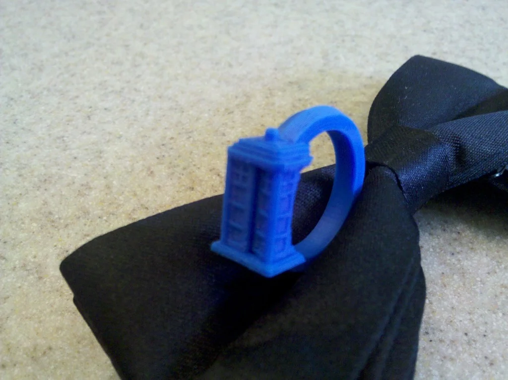 Elegant TARDIS ring