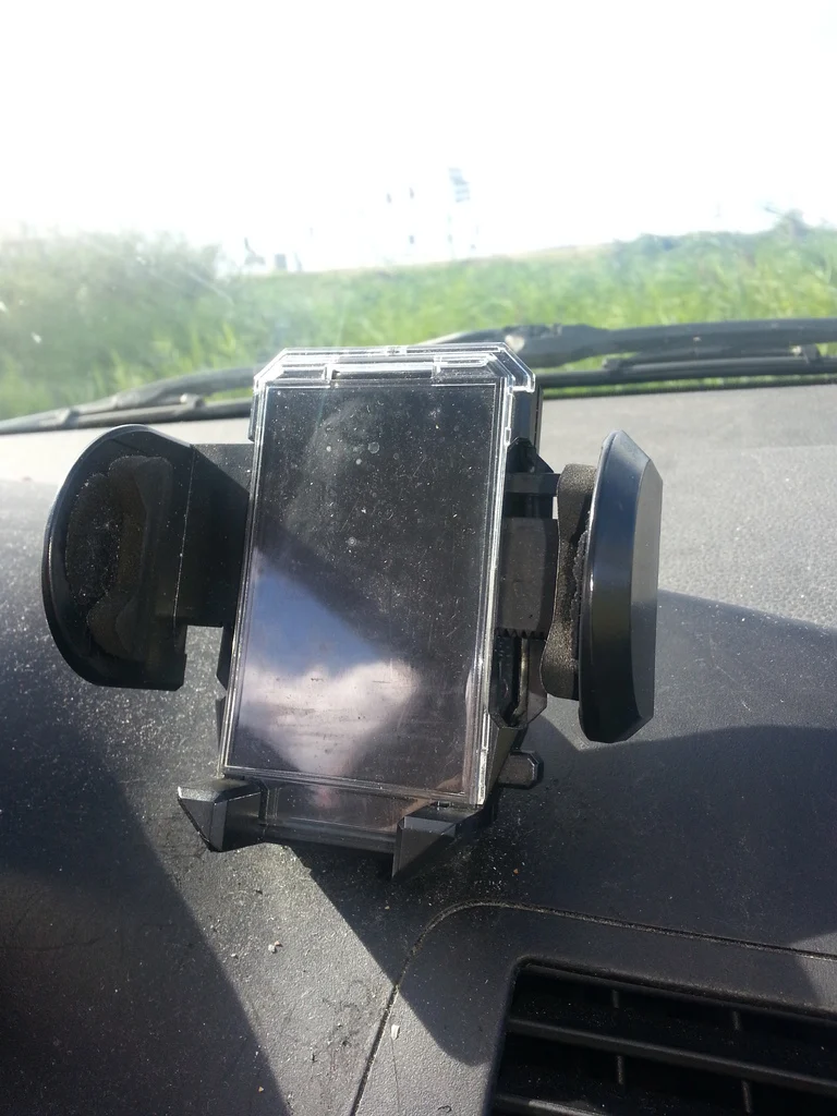 Micro USB carkit holder