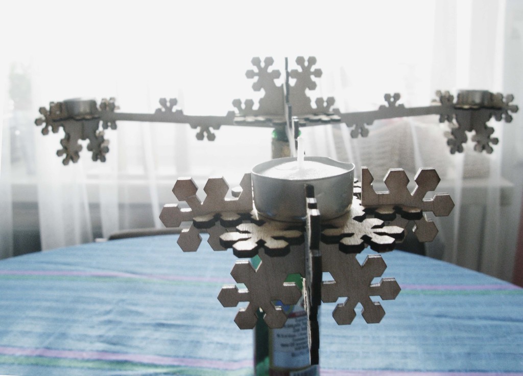 TEALIGHT