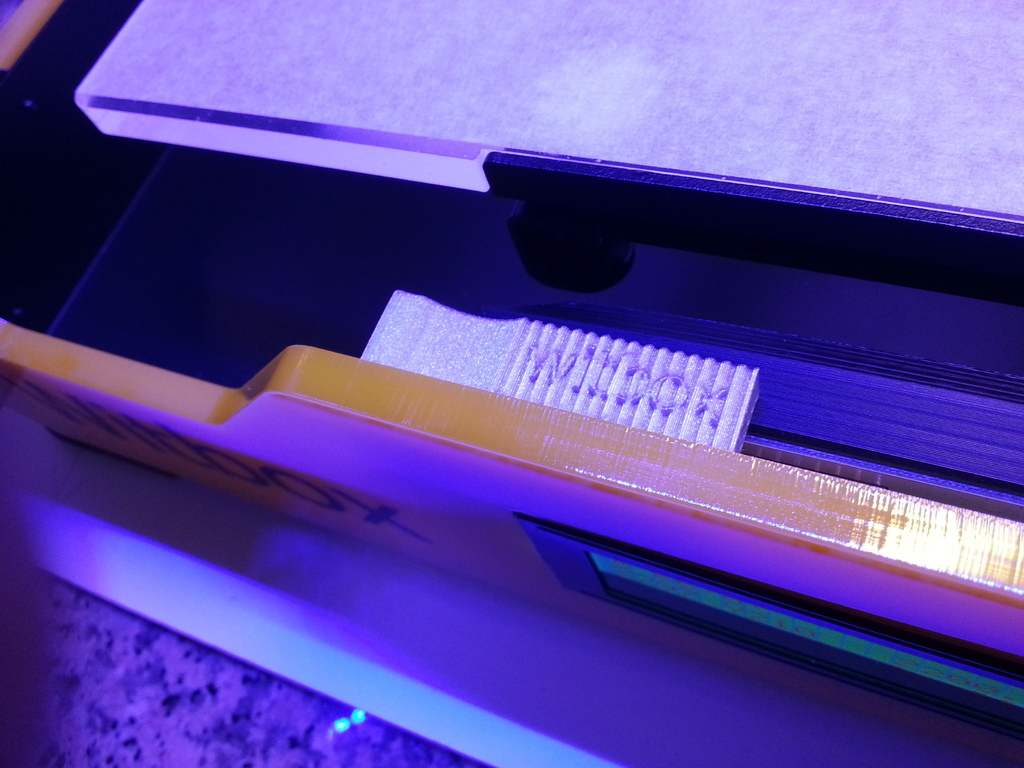 bq Witbox. GuiÂ­a para insertar tarjeta SD.