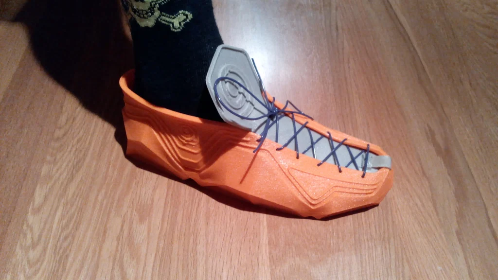 Recreus Sneaker II - Gyrobot Remix