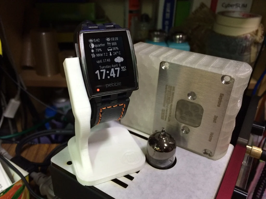 Stand for Pebble Steel