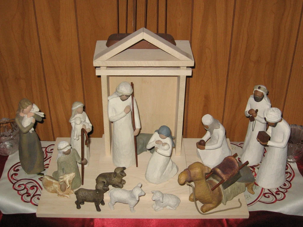 Willow Tree Nativity Scene Stable