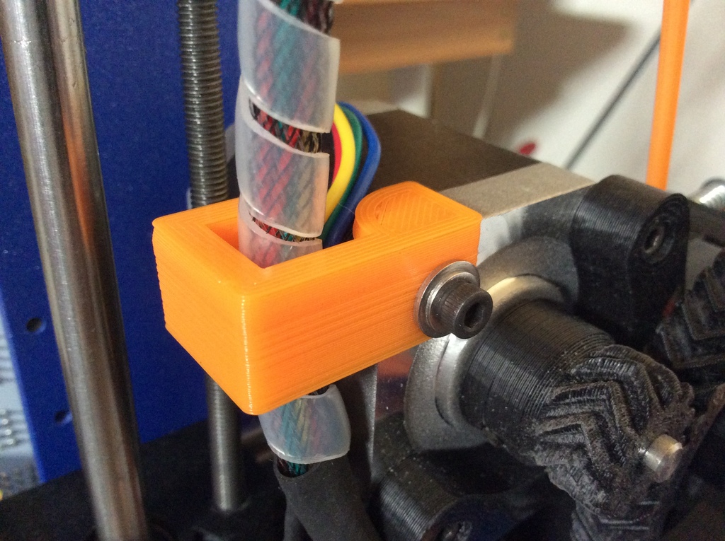 Cable guide for Greg wade extruder