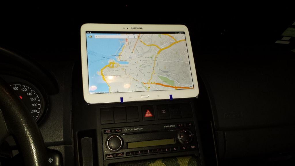 Galaxy tab 3 and galaxy S3, S4 Car grid holder