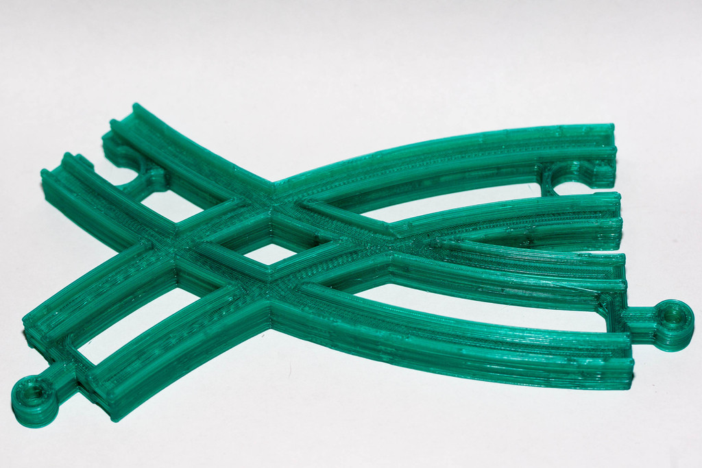 Curved Crossover Track