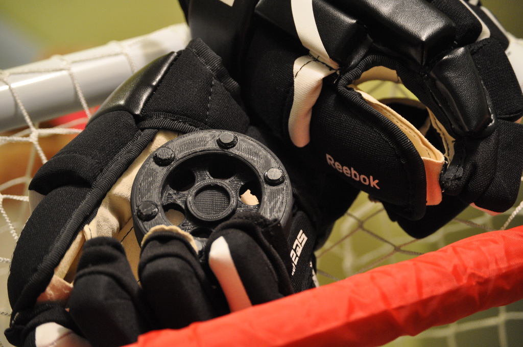 roller hockey puck