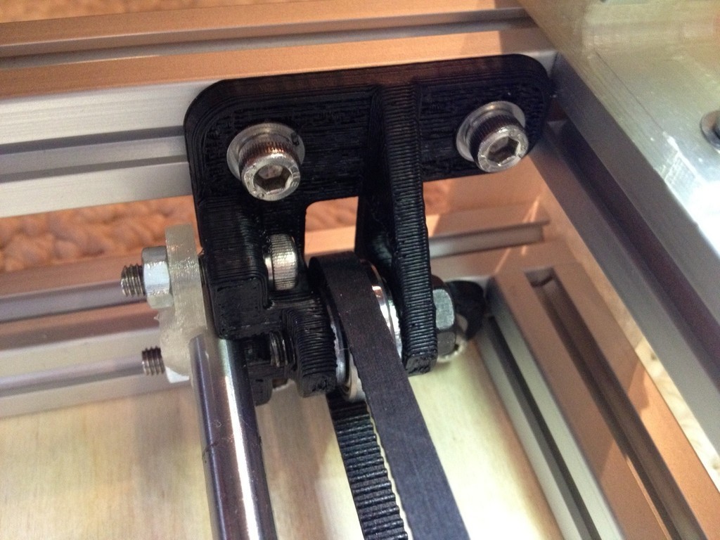 Split Y-Rod Mount with Integrated Idler for MendelMax