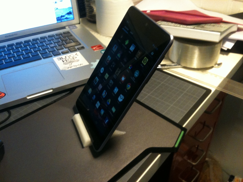 NEXUS7 stand