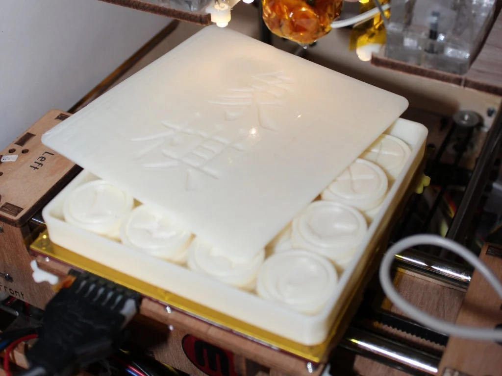 Xiangqi set (Chinese Chess) box