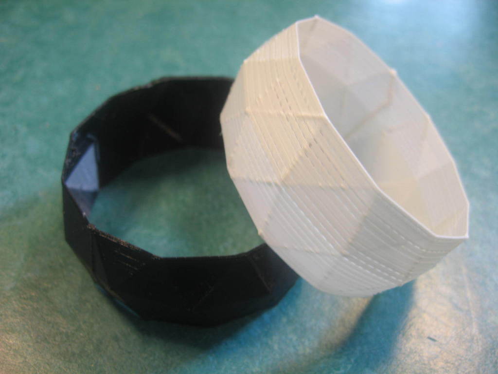 Bracelet 'low res - high quality...'