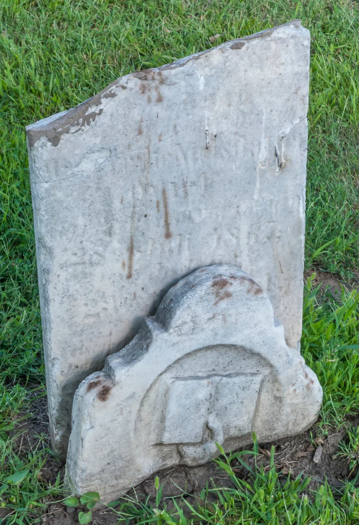 Broken Headstone at Mount Pleasant Cemetery