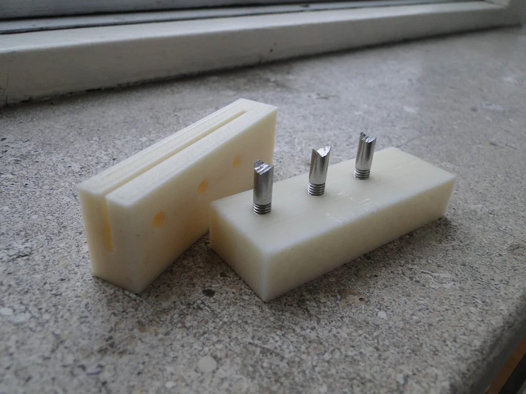 Succes Senior Hole Puncher