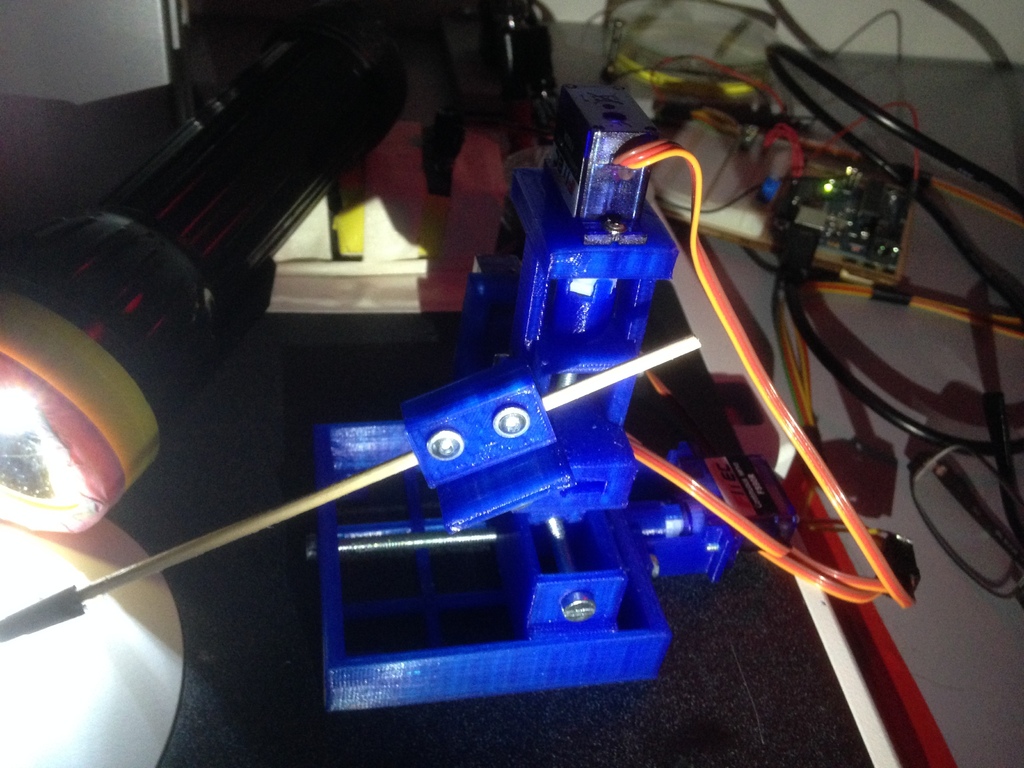 Parametric 3 axis manipulator - optional servo mounts*