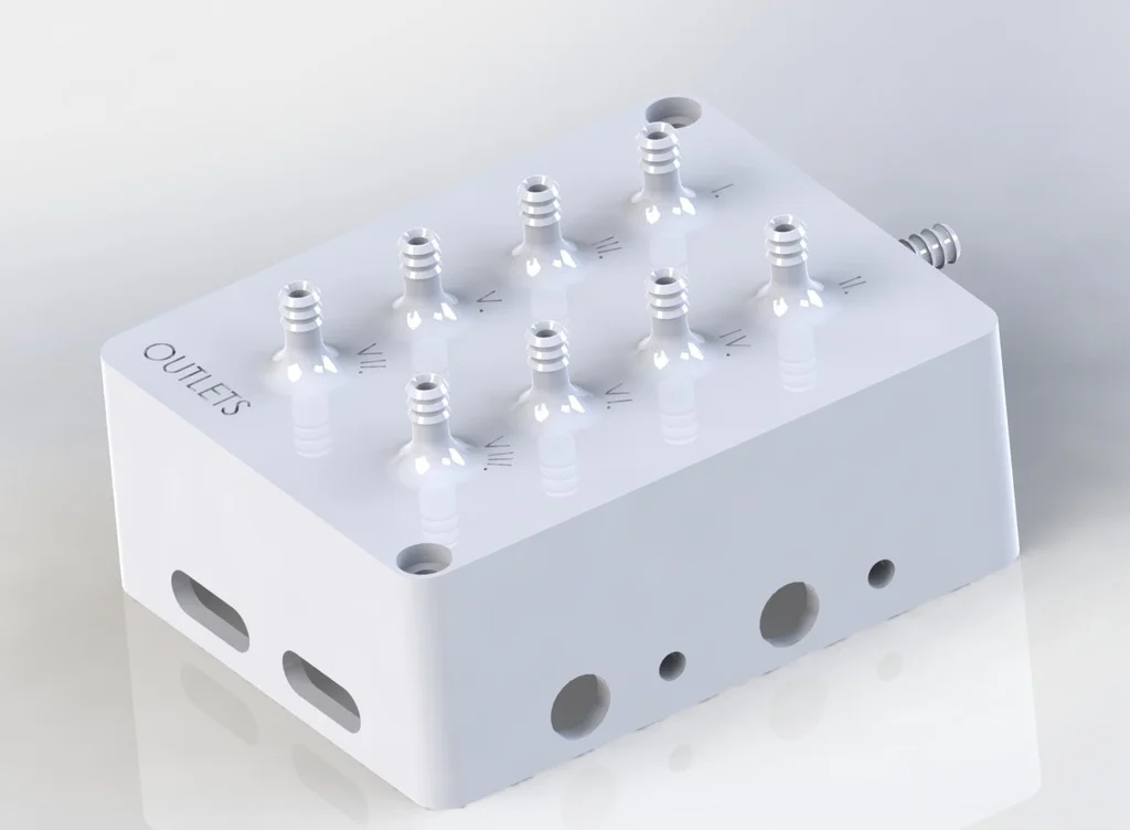 Fluid distributor