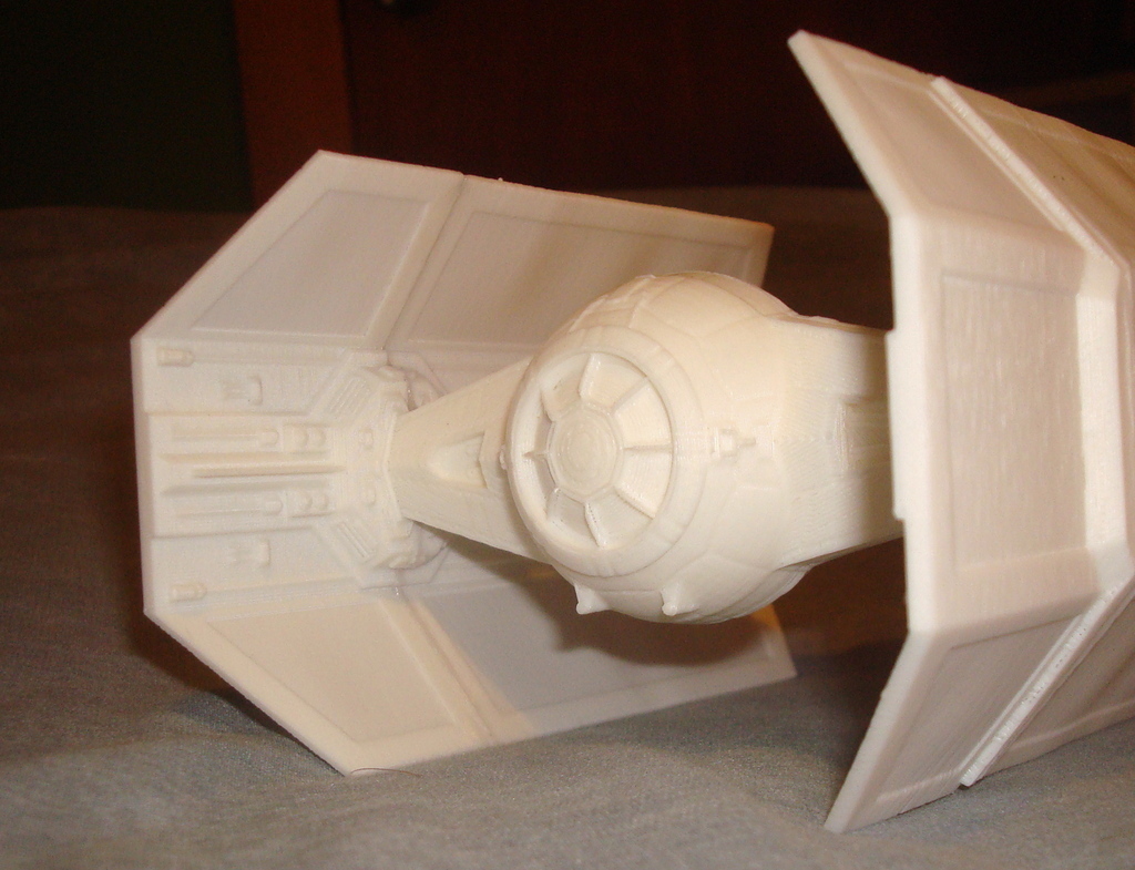 Tie Advanced X1
