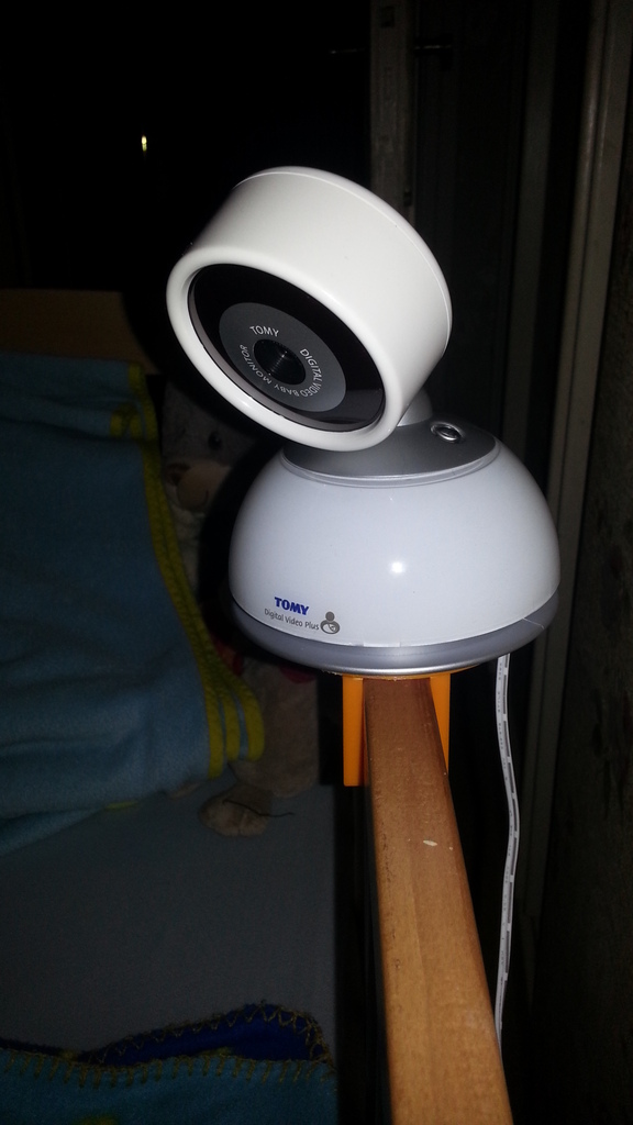 Tomy babyphone holder