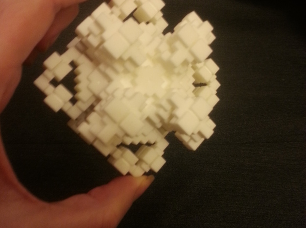 A 3D Complex Crystalline Structure