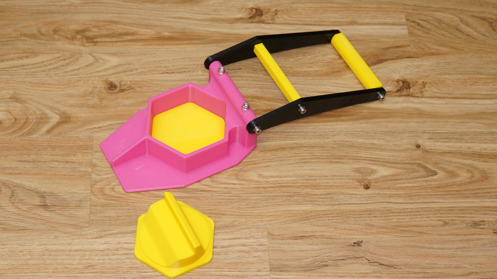 Hexagonal Burger press