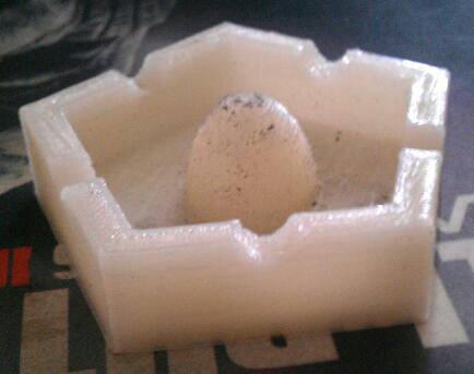Bowl Tapper Ashtray