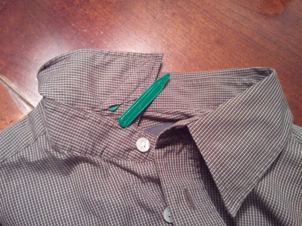 Collar Stays