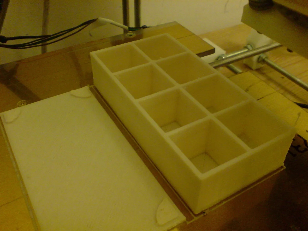 Use-Up-Reel-Ends Box