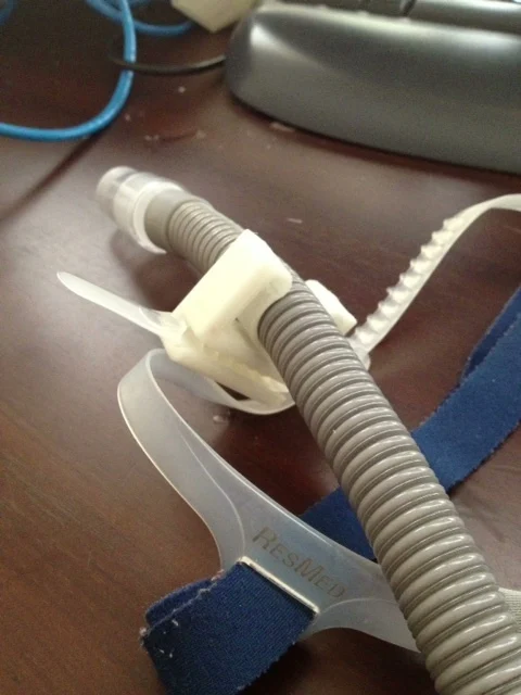 ResMed FX mask hose clamp