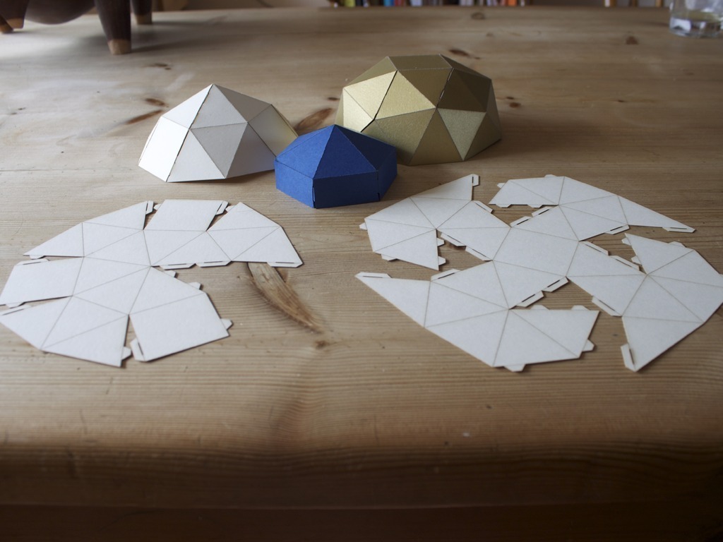 The Hexayurt family