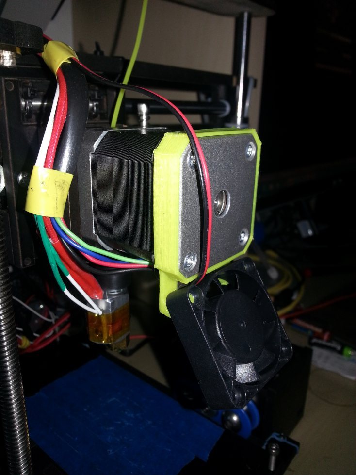 qu-bd oneup twoup fan holder