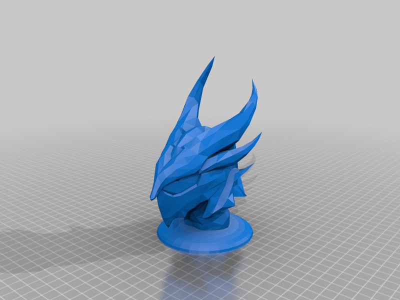 Daidric Helment with stand