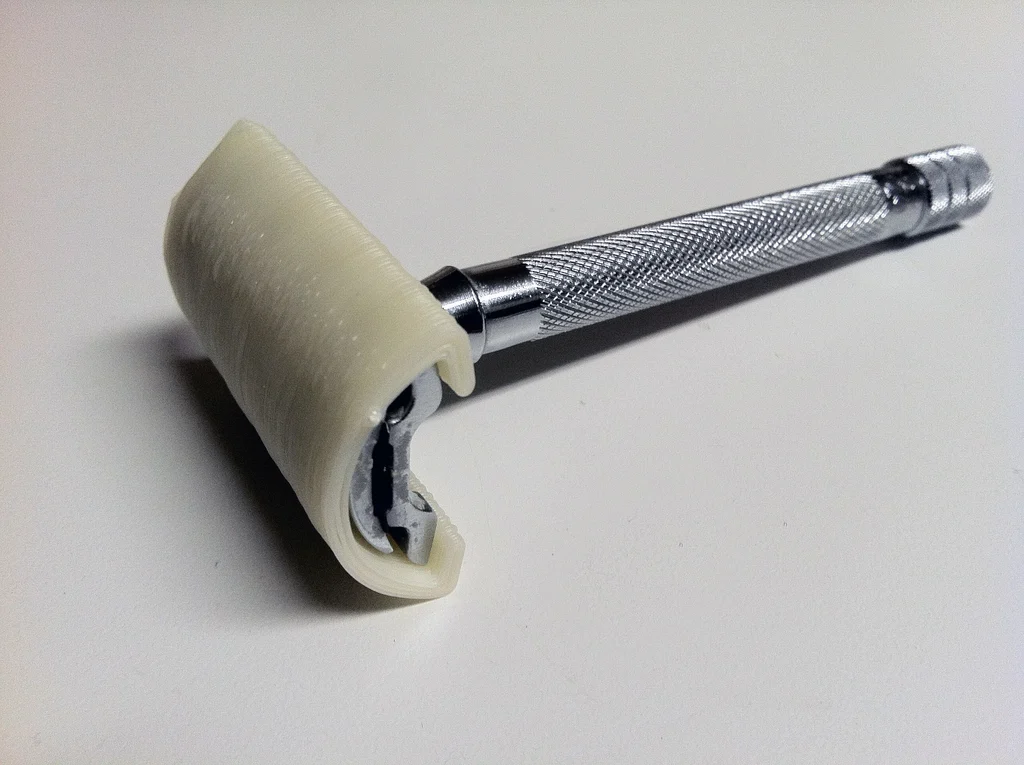 Safety razor cover