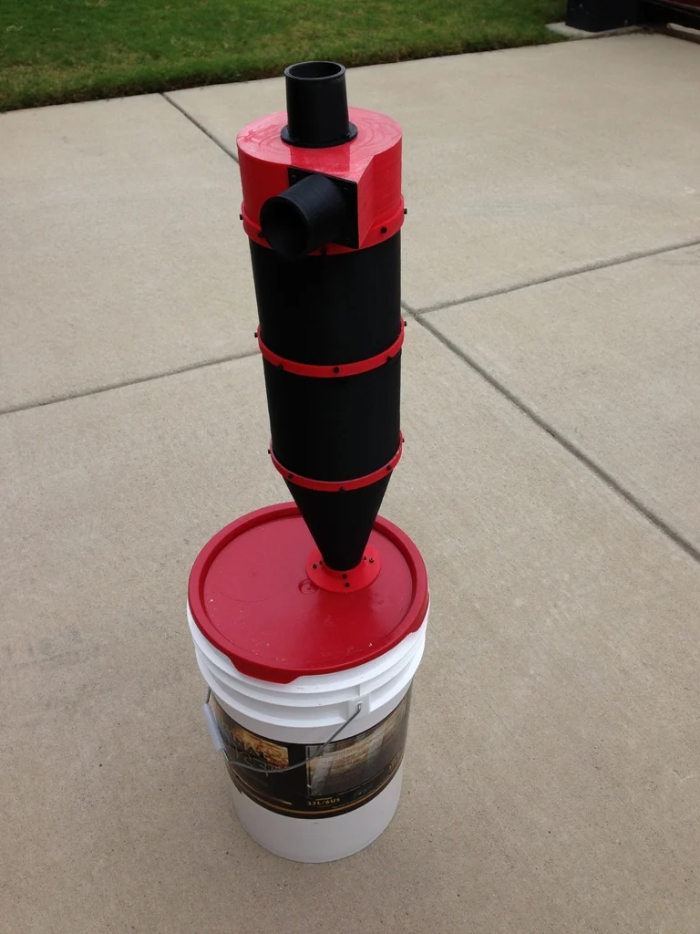 Cyclone Separator for a Shop Vacuum